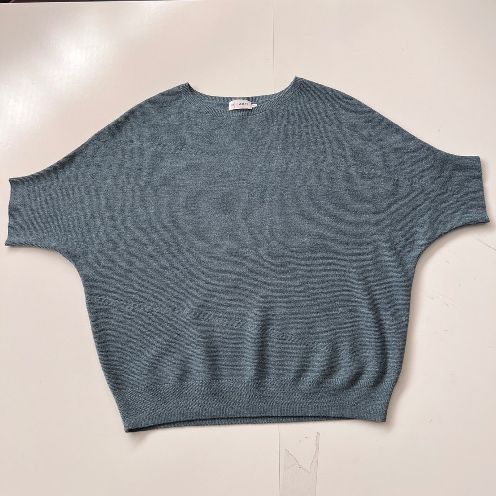 R Label Wool Knit Dolman Sleeve Sweater S/M‎ Blue Crewneck Minimalist Boxy Top - Picture 2 of 7